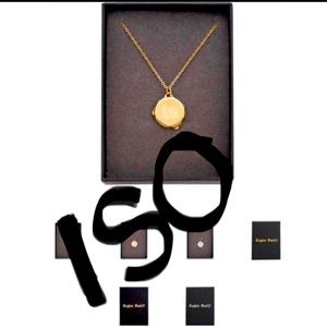 ISO Taylor Swift Wax Sealed Necklace ✨